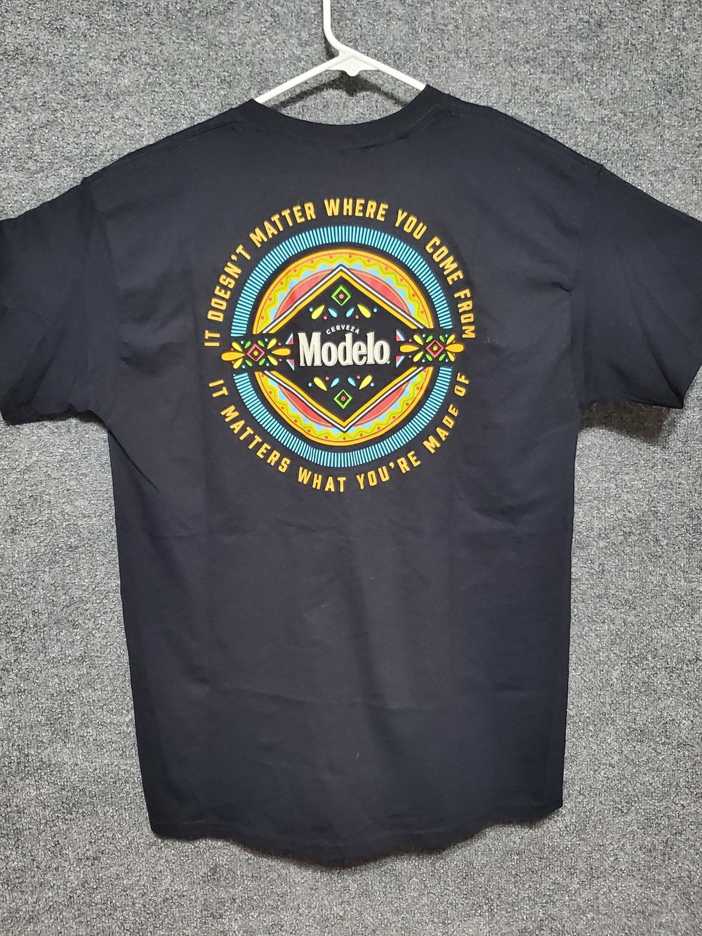 Modelo Graphic Tee Mens Large Black Skate Cerveza Beer Soccer Sponsors Promo Tee